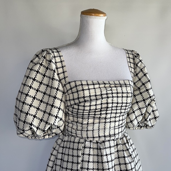 NWOT Self-Portrait Puff Sleeve Monochrome Check Mini Dress - sz 4US - Picture 6 of 7